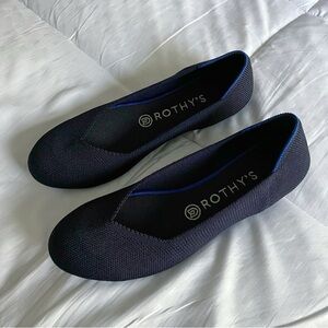 Rothy's Original Daily Women's Navy Blue Flats (size 8).